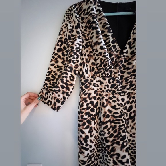 NWT BCBG MAXAZARIA Leopard jumpsuit — 328$ value ! Small - Picture 4 of 6